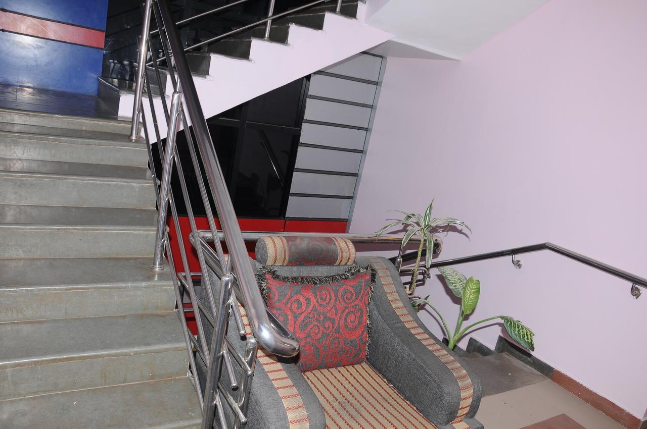 Hotel Housefinch Residency Bengaluru Zewnętrze zdjęcie